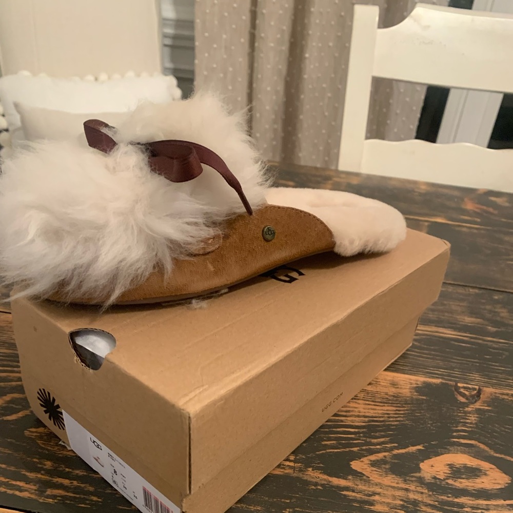 Ladies UGG slippers size 8